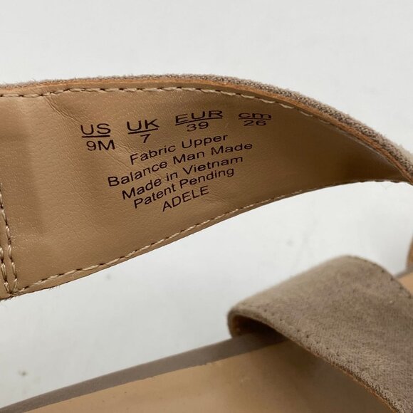 Naturalizer Beige Strappy Sandals | Size 9 for Effortless Style - Picture 2 of 8